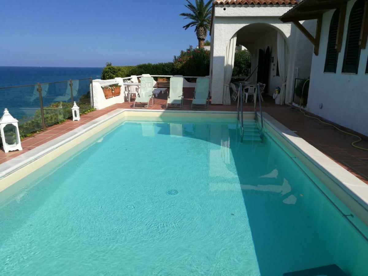 Anna Villa Agnone Bagni